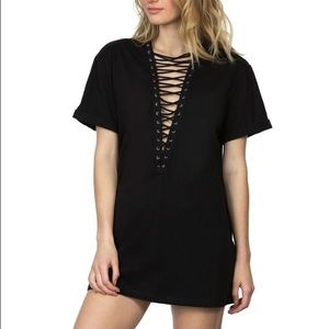 Emma & Sam laced oversized T-shirt